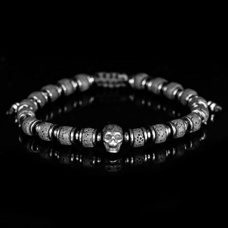 Gothic Skull Bracelet – Black – black stone bead bracelet with skull charm